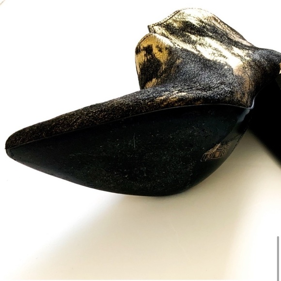 Sigerson Morrison Gold / Black Western
Short Boot 8.5 - Picture 5 of 15